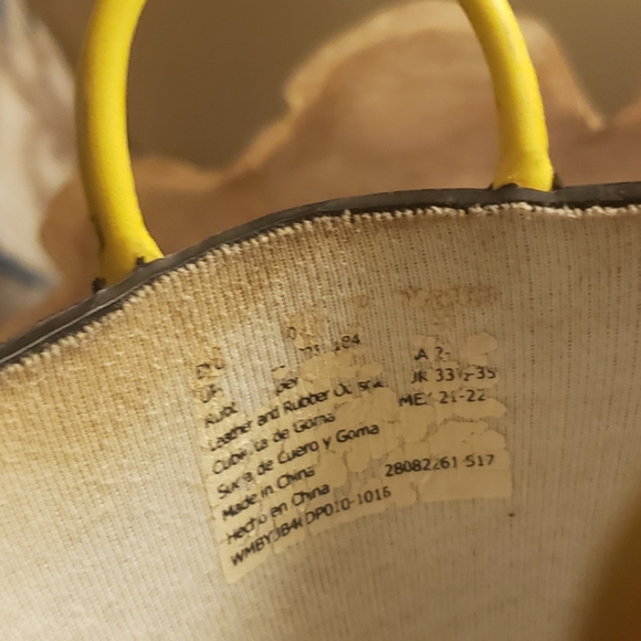 Emoji 😀 Rainboots - Picture 6 of 7